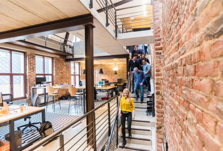 Flexibele werkplekken in inspirerende coworking spaces in Nederland.